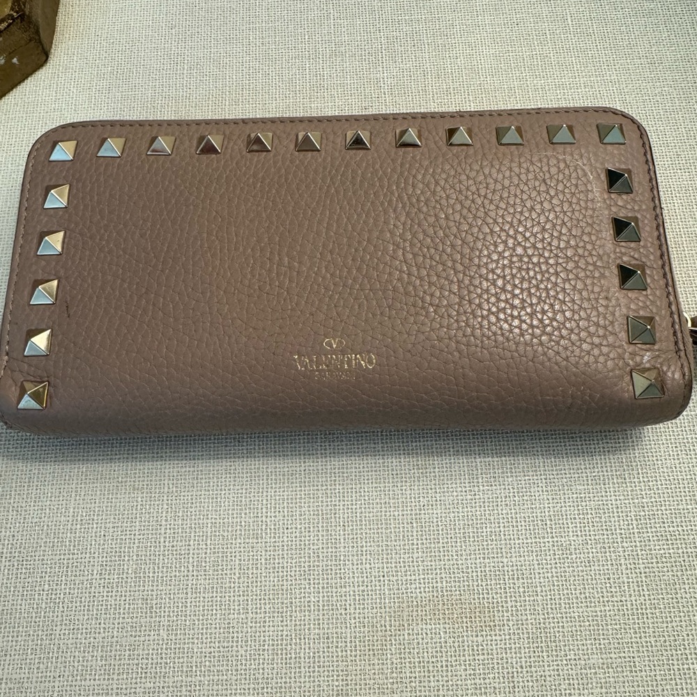 Like new Valentino wallet